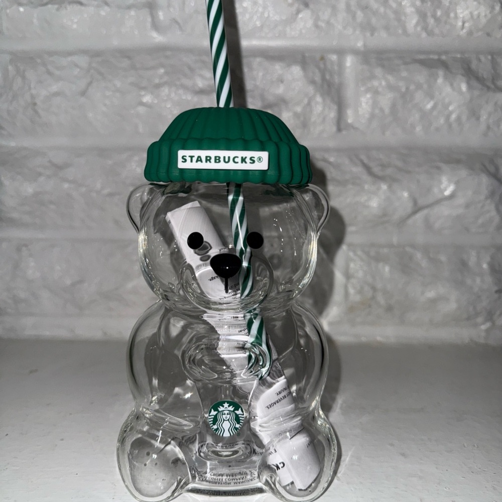 NEW Starbucks 2025 Bearista 20oz Glass cup. Rare, limited-edition